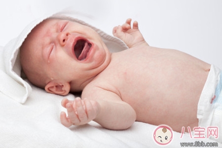 轩轩妈|孩子哭闹怎么办 学《妈妈是超人》的轩轩妈如何处理