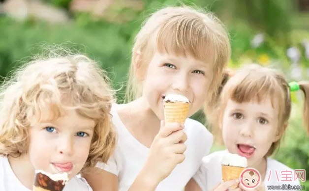 夏天|宝宝吃冰淇淋的坏处，孩子怎么吃冷饮才健康
