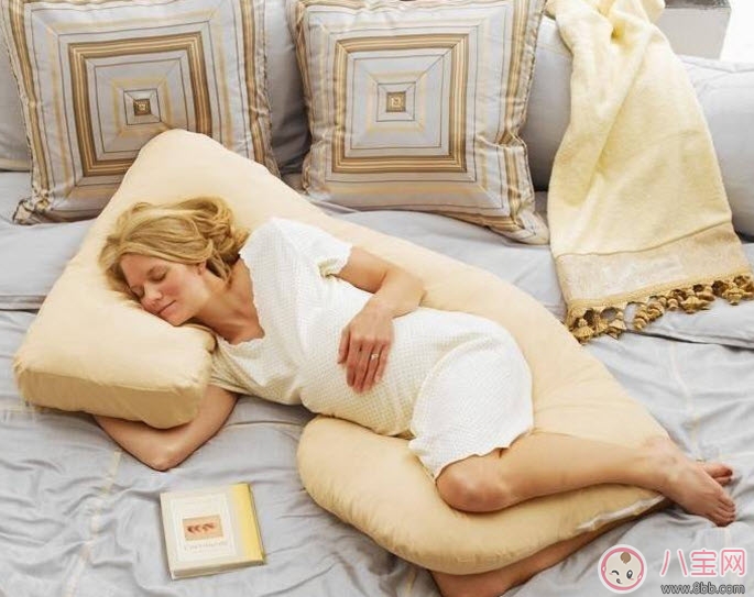 枕头|孕妇枕头有用吗 孕妇枕测评(哪种形状孕妇枕好)