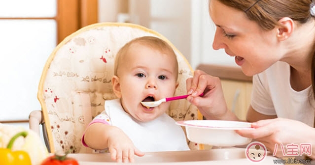 宝宝|宝宝餐椅什么样的好 什么样的宝宝餐椅实用