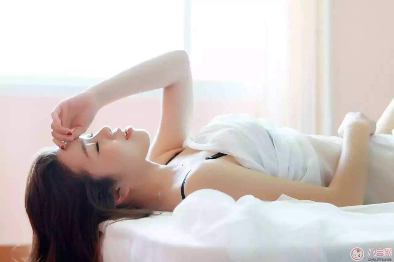 月子|产后眼睛浮肿怎么办如何消除眼睛浮肿