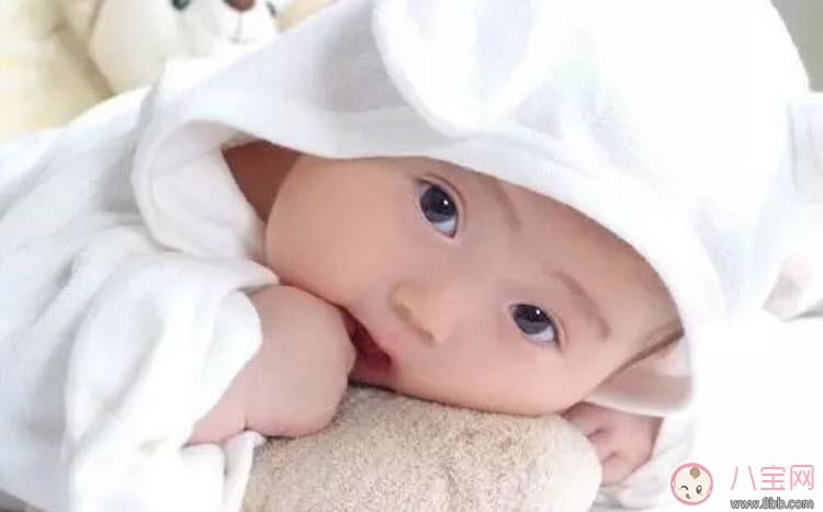 硒|宝宝缺硒怎么补吃什么 宝宝缺硒的症状有哪些