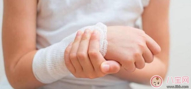 疫苗|宝宝接种百白破后红肿怎么办 宝宝疫苗接种处红肿处理办法