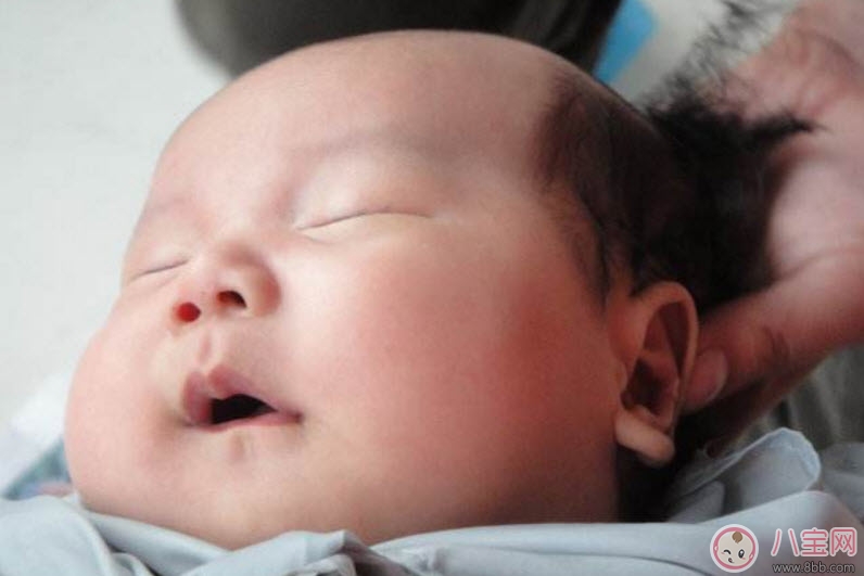 宝宝|满月头什么时候剃好 满月头必须满月剃吗