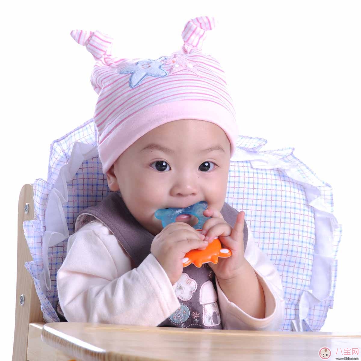 长牙期|宝宝长牙不舒服 家长应该如何护理