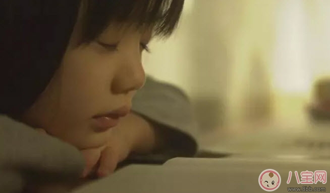 语言|刚学说话的宝宝要不要和他说方言 家庭语言杂乱家长怎么教