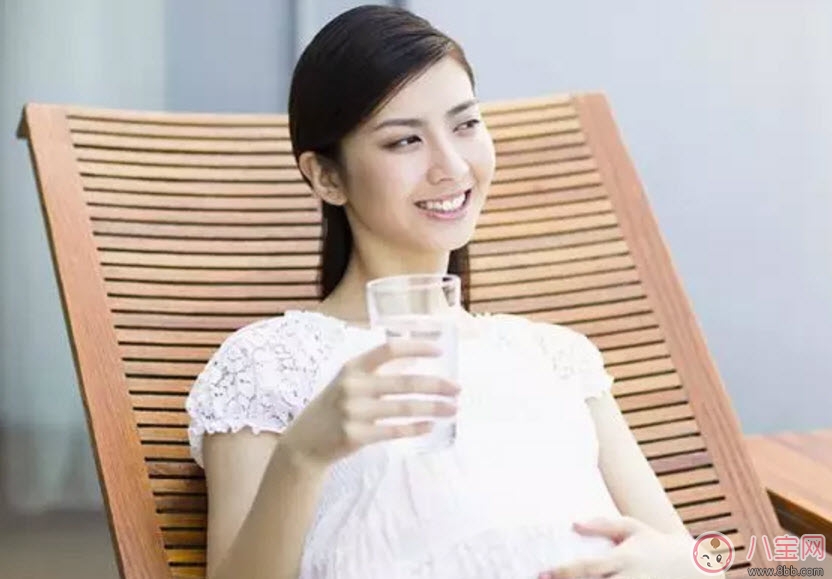 办公室|孕妇在办公室需要注意哪些电器 孕妇办公室运动有哪些