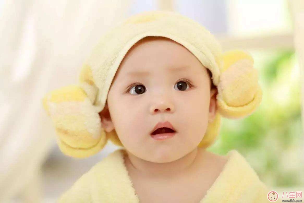 自信心|如何提升宝宝表现能力首先培养孩子自信心