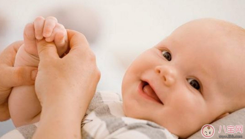 敏感|小孩触觉敏感怎么办能治愈吗 宝宝触觉敏感的表现有哪些