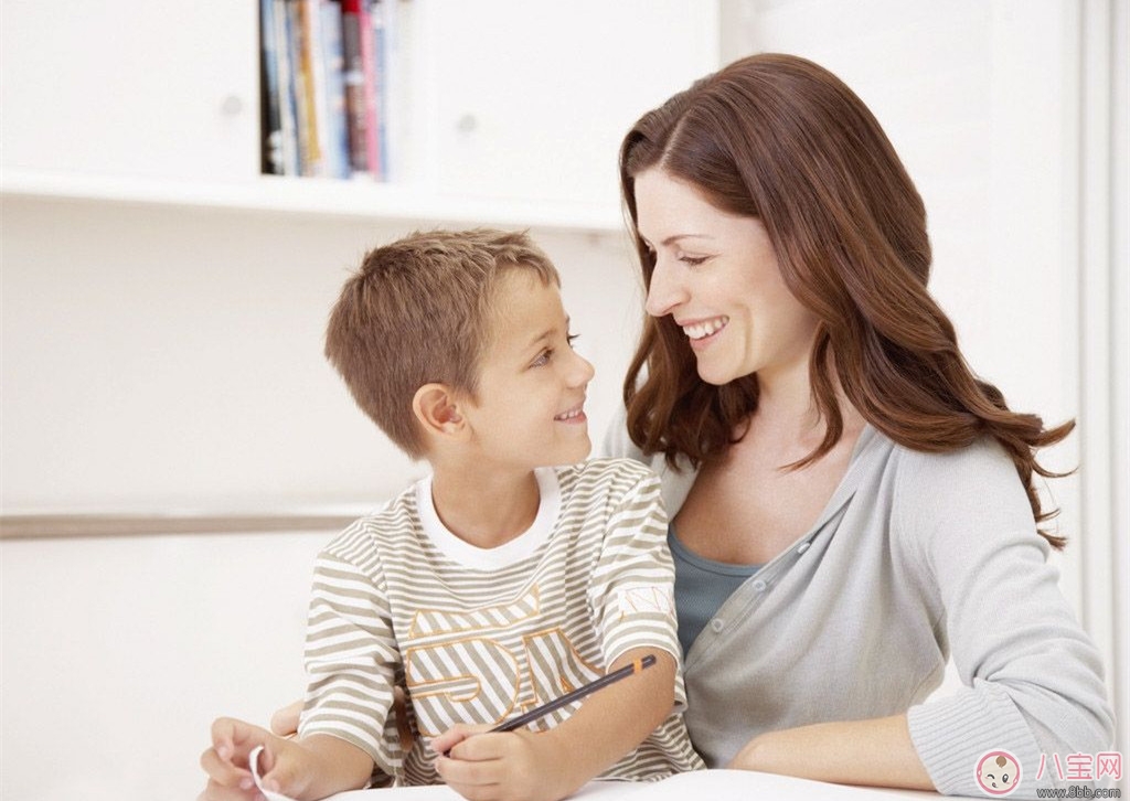 说话|宝宝不爱交流怎么办宝宝交际要从小练