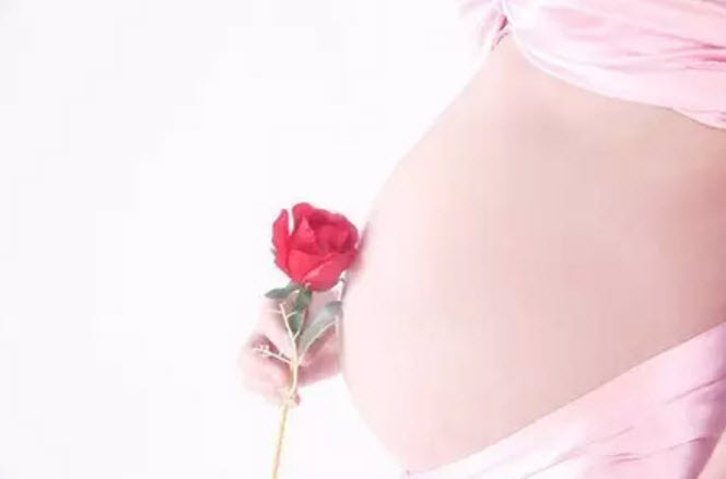 宝宝|剪脐带时宝宝会不会疼 剪脐带是宝宝疼还是妈妈疼