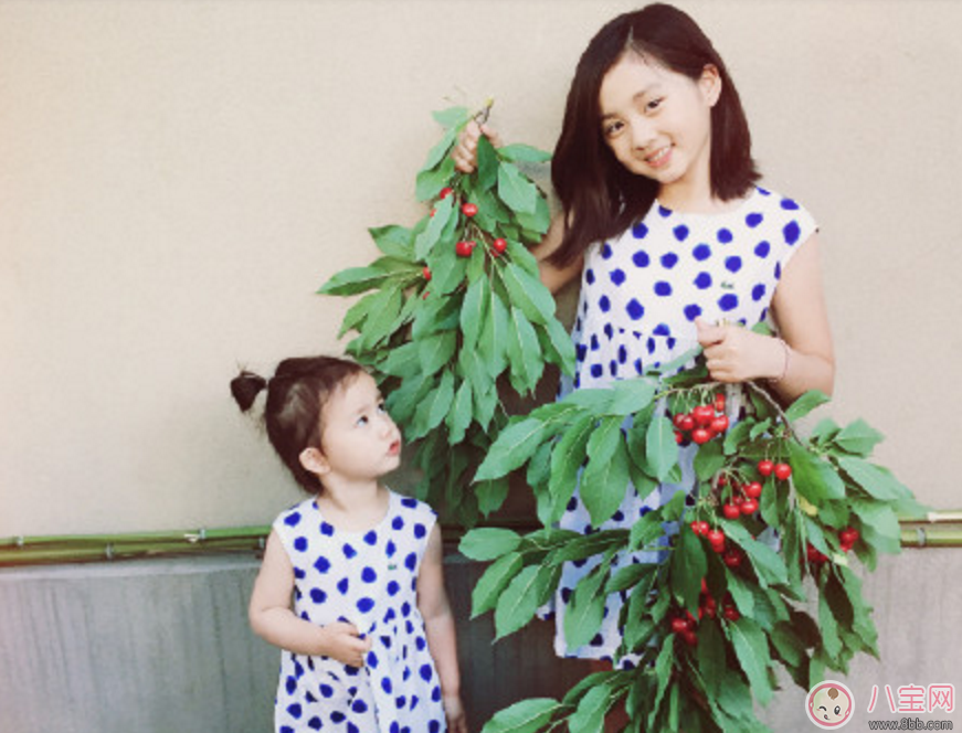 多妹|孙莉儿子胖嘟嘟超可爱 多妹与弟弟互动超有爱