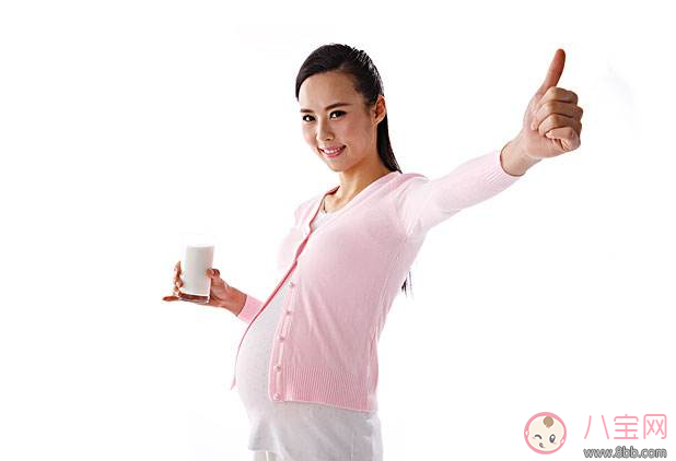 喝牛奶|孕妇喝什么牛奶好 脱脂还是全脂