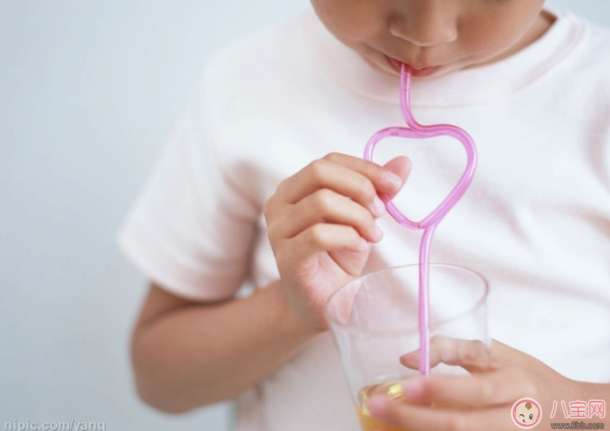 喝水|孩子频繁喝水可能暗示着什么 孩子多喝水原因