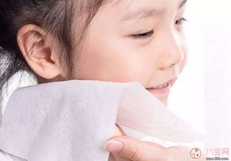 卫生纸|宝宝用的纸巾应该怎么挑选 宝宝擦屁屁和擦嘴用的纸有区别吗