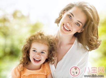 性格|为啥孩子回家都会先找妈妈！答案好暖