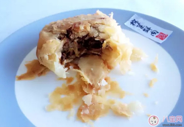 月饼|九月生活榨菜鲜肉月饼怎么做 榨菜鲜肉月饼配料步骤图片详解