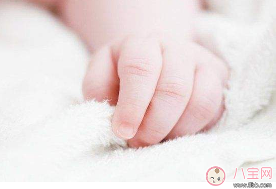 倒刺|孩子手上长倒刺 宝妈应该这么做