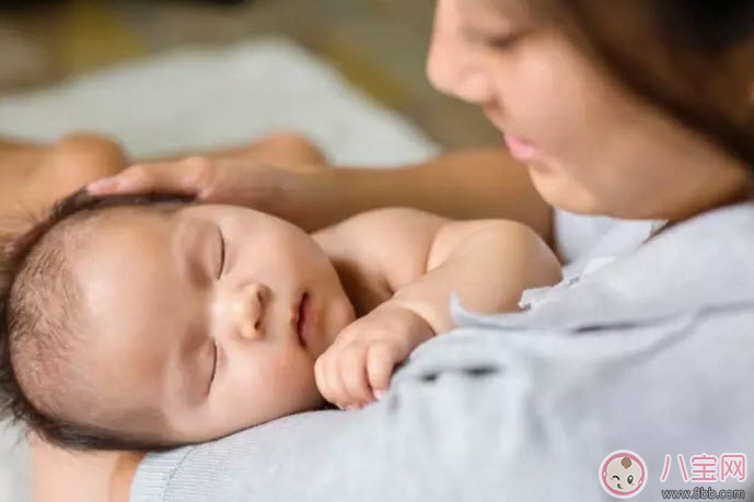 睡觉|宝宝为什么半夜老是醒 宝宝总是夜醒怎么办解决方法有哪些