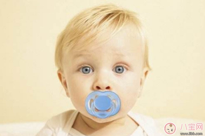 红屁股|宝宝红屁股哭闹怎么办 宝宝红屁股安抚物品