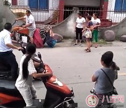 离家出走|孩子离家出走怎么办 拥有一个安宁的家庭才是孩子不离家出走的保障