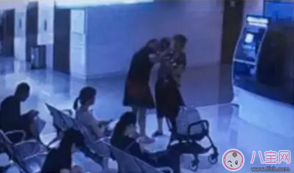 习惯|家长带孩子出行如何防骗 家长带孩子出门注意事项