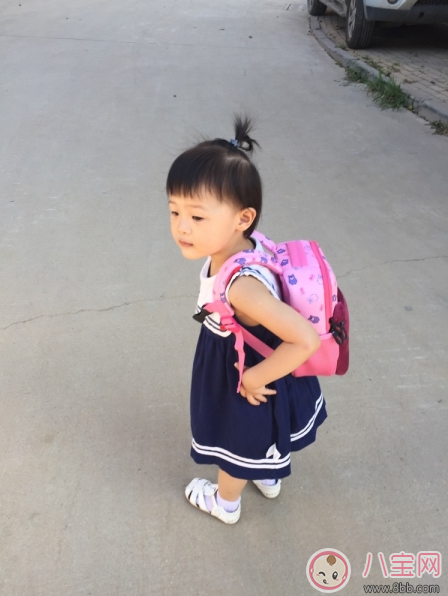 书包|上学小书包用哪款好 uek幼儿园宝宝书包测评