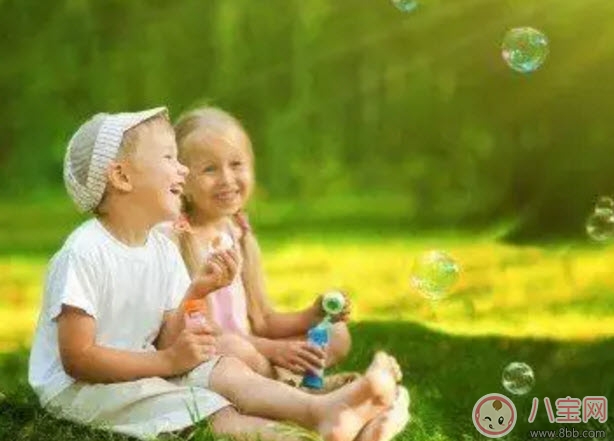 幼儿园|宝宝在幼儿园受了欺负怎么办 孩子被欺负应该如何教育