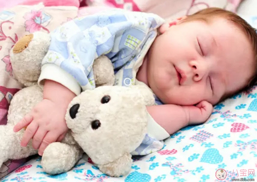 眼睛|宝宝斜视是怎么造成的 宝宝斜视怎么办怎么矫正