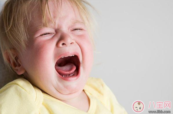 公众场合|孩子在公众场合大吼大叫 这个方法悄悄化解
