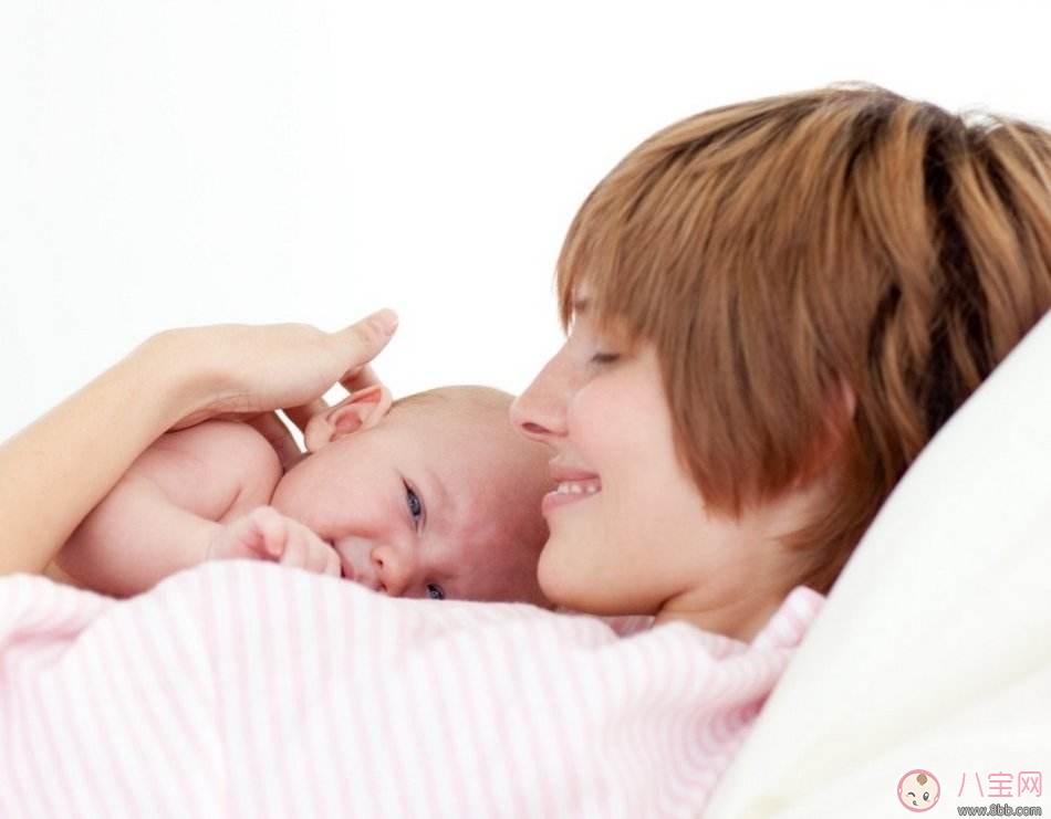 婴幼儿|宝宝一岁前成长期育儿全攻略