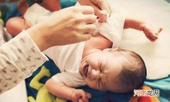 怎么判断母乳是否不足 怎样做才能实现母乳喂养