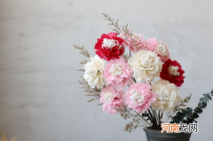 醒花之后放花瓶需要水吗