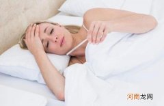 哺乳期发烧能继续母乳吗 哺乳期发烧怎么办