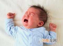 绝招：宝宝另类止哭法