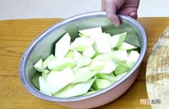 享5道素茄子的做法 茄子的5种素烧做法