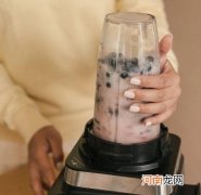榨汁机的正确使用方法 榨汁机怎样使用
