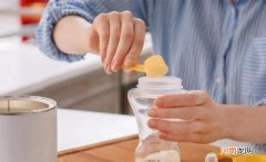 你们家的孩子冲奶粉用什么水 孩子冲奶粉到底用什么水