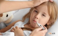 孩子发烧用冷毛巾还是热毛巾 敷热毛巾可以退烧吗?