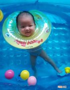 怎么更换婴儿配方奶粉 新生婴儿换奶粉怎么换