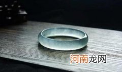 翡翠的冰种原石叫什么，翡翠原石冰种墨翠