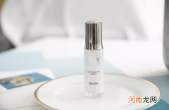 早c晚a可以和olay小白瓶一起用吗