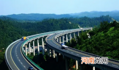 2022年清明节高速公路上会比往年更堵车吗