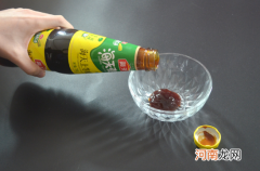 蚝油放了一段时间为什么成水状了