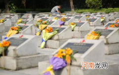 2021冬至上坟一家人可以分二次或者三次去吗