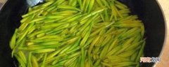 什么菜需要焯水再吃