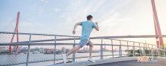 怎么训练弹跳力 弹跳力的训练方法