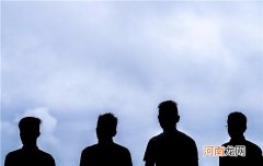 写给自己的句子分享 深夜写给心累的自己的短句