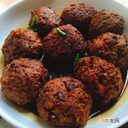 红烧狮子头用什么肉好 红烧狮子头用什么肉最好