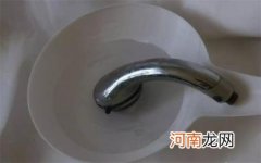 花洒堵了该怎么做